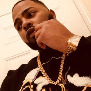 Meet your Posher, Lawrence